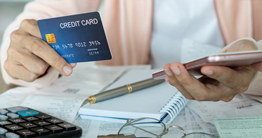 Credit Cards and Budgeting: How to Incorporate Credit Card Spending into Your Overall