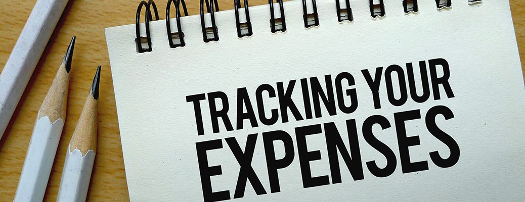How to track your finances better with a savings account