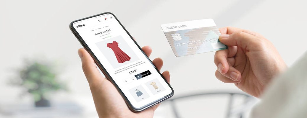 Person shopping smartly online by enjoying security and rewards with IndusInd Bank's Credit Cards.