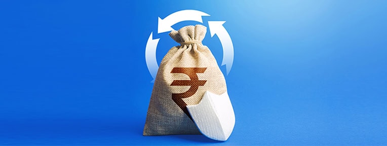 Rupee sack with arrows symbolizing improtance of loan repayment schedule. Choose IndusInd Bank for clear, flexible digital loan options!