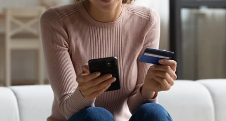 What are the Advantages & Disadvantages of a Debit Card?
